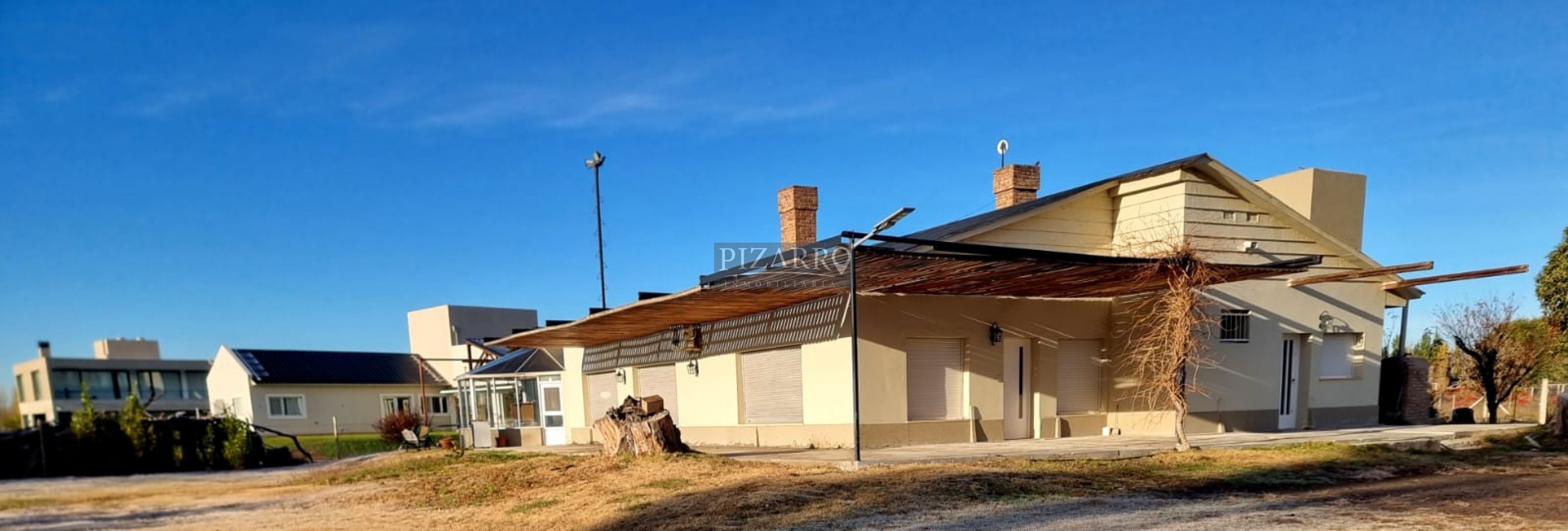Alquiler Casa Una Planta en B° Privado El Vergel