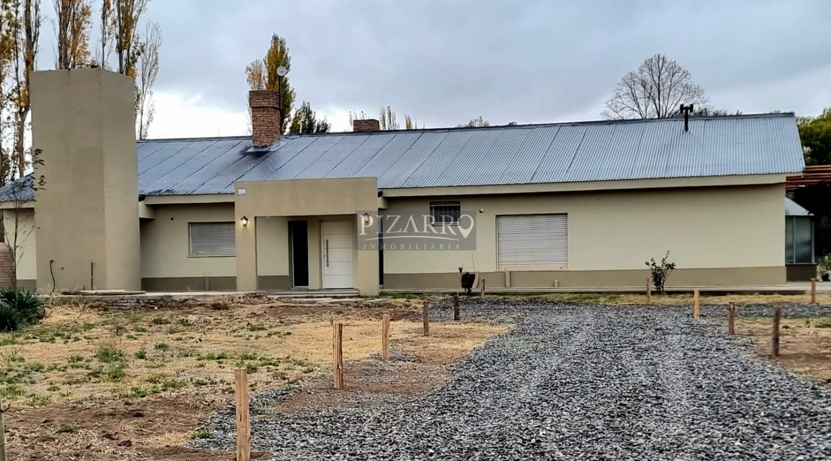 Alquiler Casa Una Planta en B° Privado El Vergel