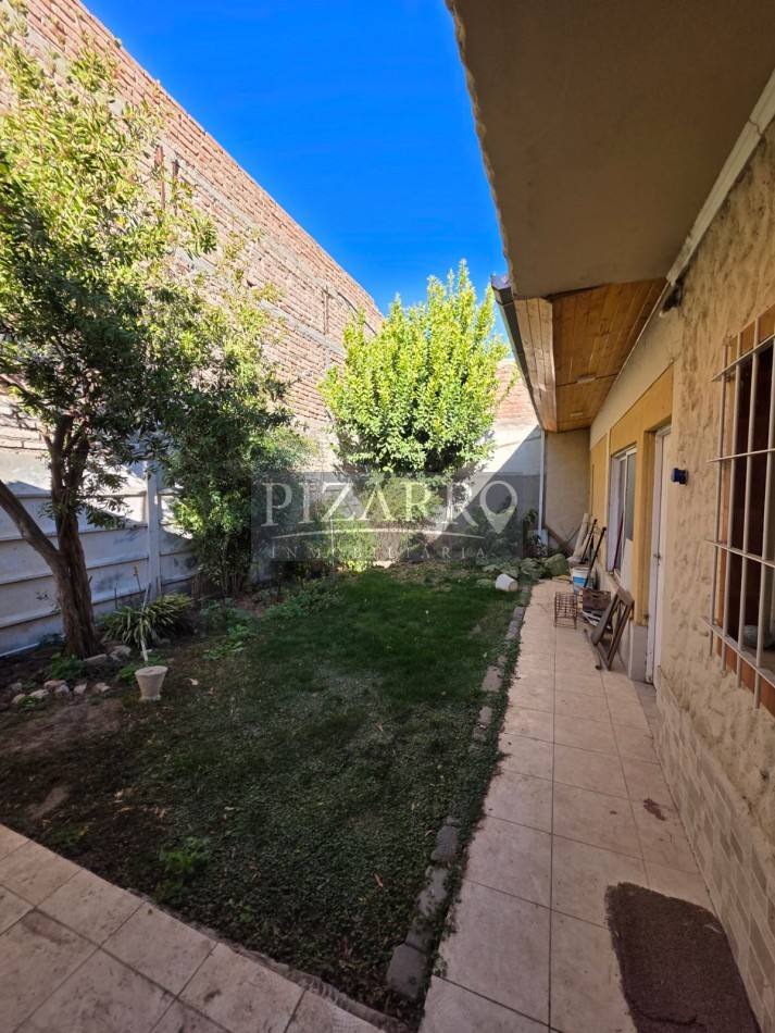 Venta Lote 400 m² con 2 Casas | Ideal Inversion o Desarrolladores | Montevideo 253