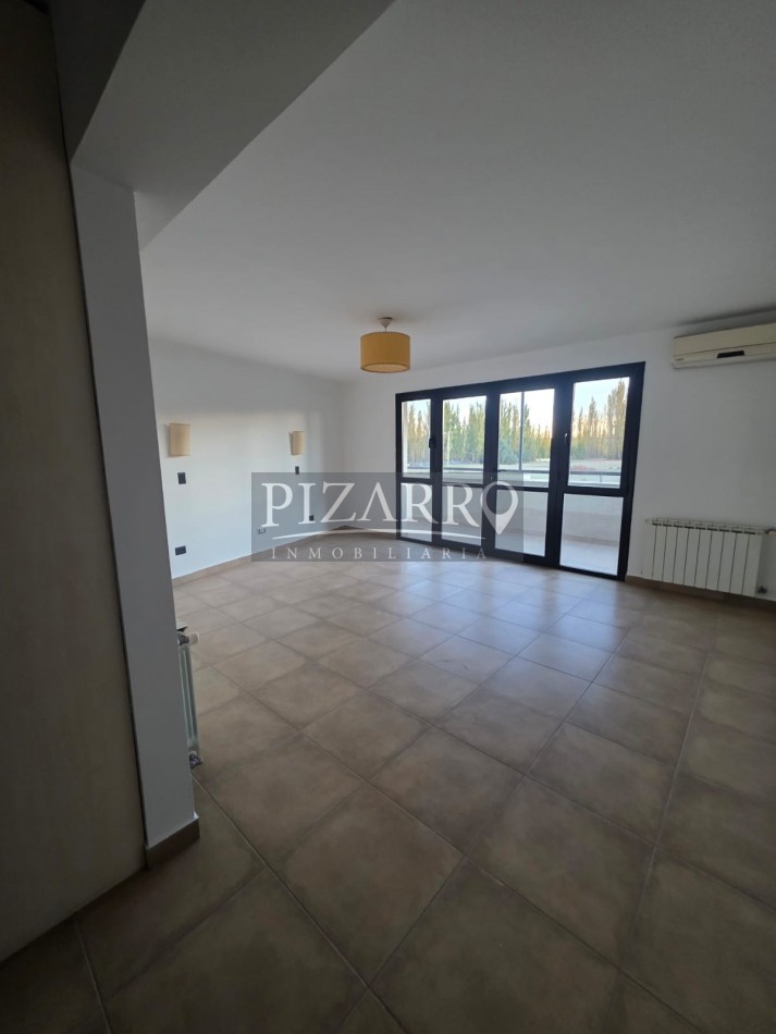 Venta Casa 4 dorm. Comahue Golf Club Neuquen - APTA CREDITO