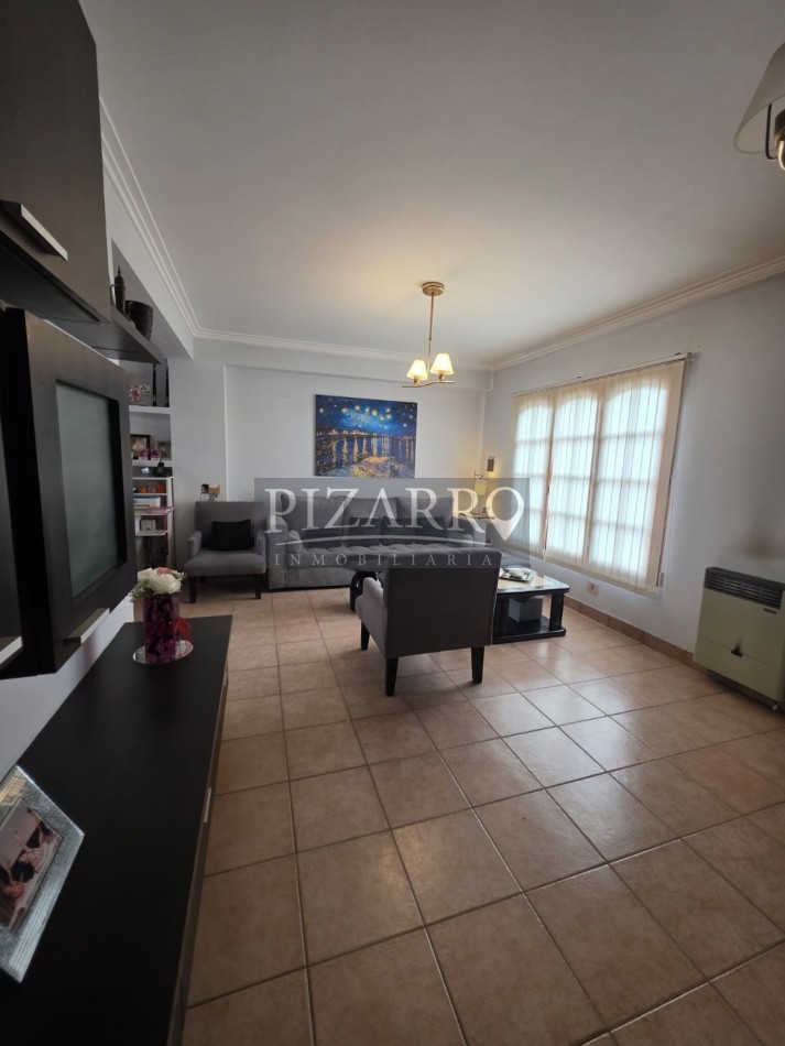 Venta Casa 3 Dormitorios con Jardin y Quincho | Rio Diamante 800 