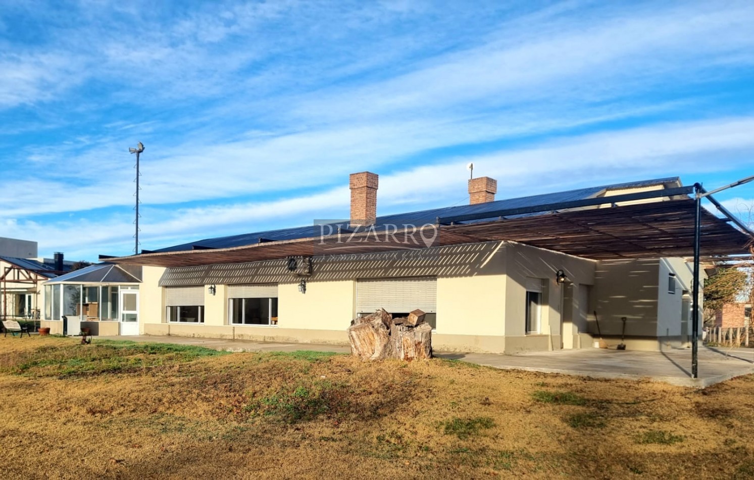Alquiler Casa Una Planta en B° Privado El Vergel