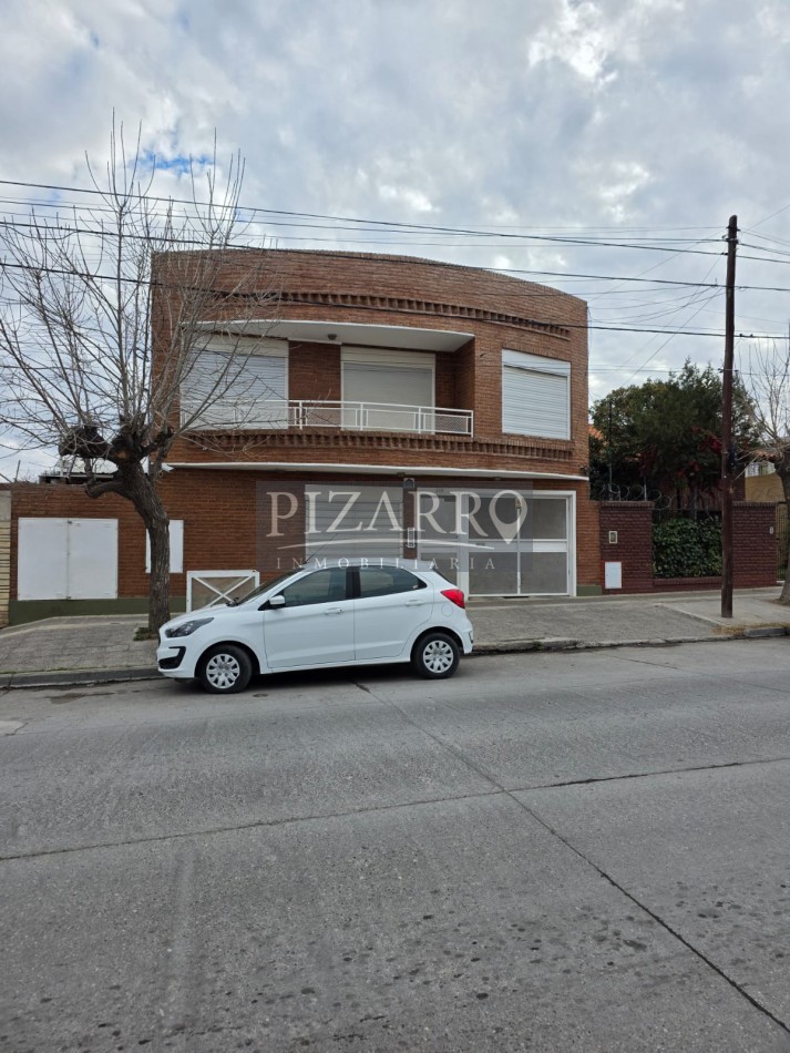 Alquiler Duplex 3 Dorm. - Patio y Cochera | Catriel Al 200
