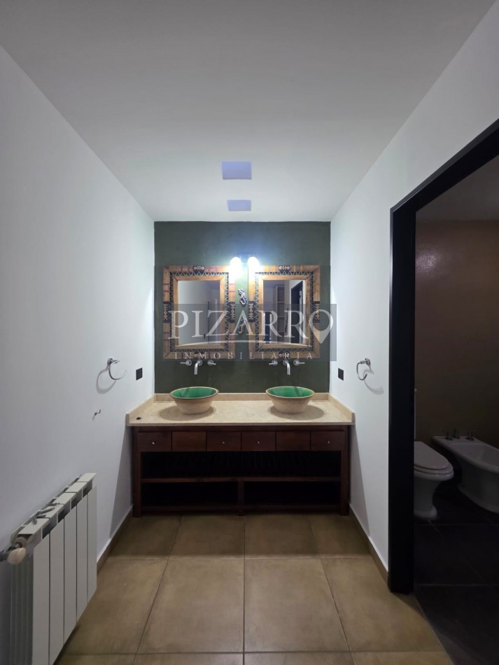 Venta Casa 4 dorm. Comahue Golf Club Neuquen - APTA CREDITO