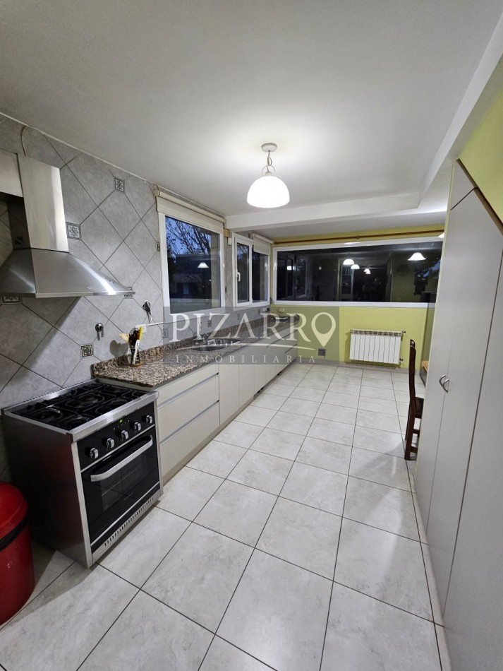 Casa en Barrio Privado La Zagala