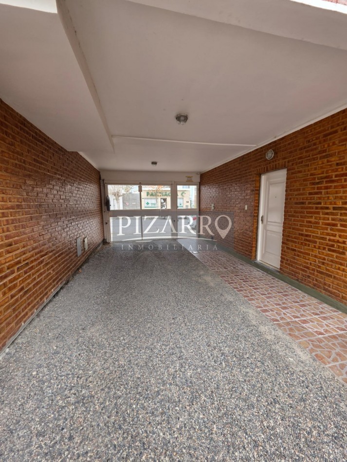 Alquiler Duplex 3 Dorm. - Patio y Cochera | Catriel Al 200