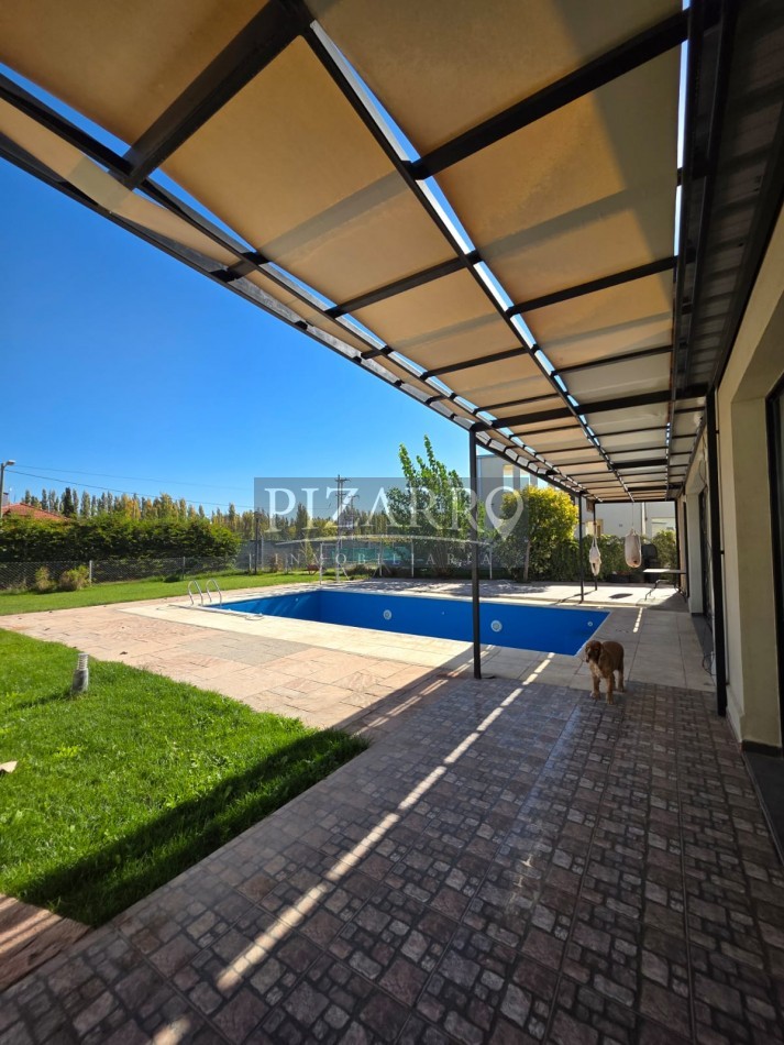 Venta Casa 4 dorm. Comahue Golf Club Neuquen - APTA CREDITO