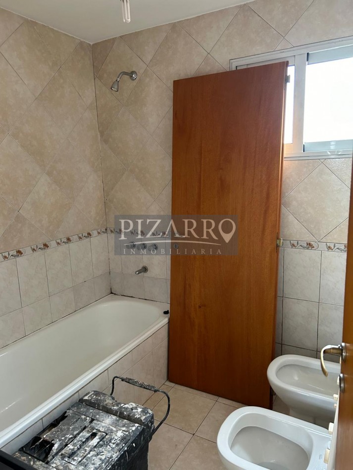 Duplex 2 Dorm. - Patio y Cochera | Catriel Al 200