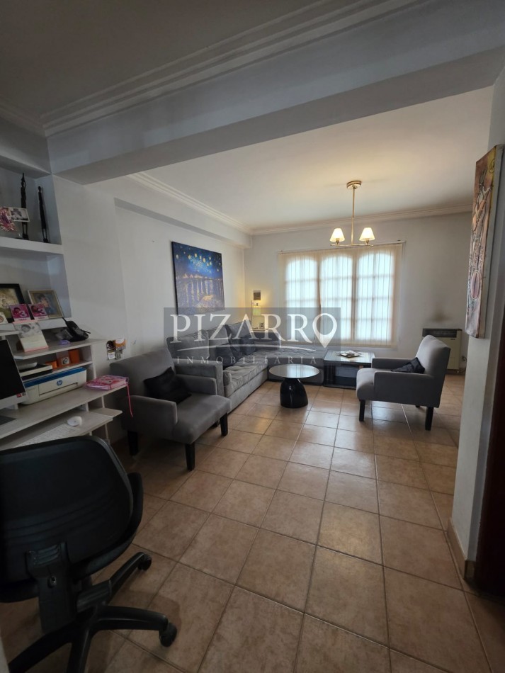 Venta Casa 3 Dormitorios con Jardin y Quincho | Rio Diamante 800 