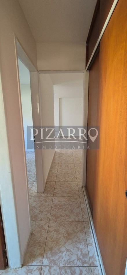 Departamento Dos Dorm. con Cochera. Barrio Confluencia.