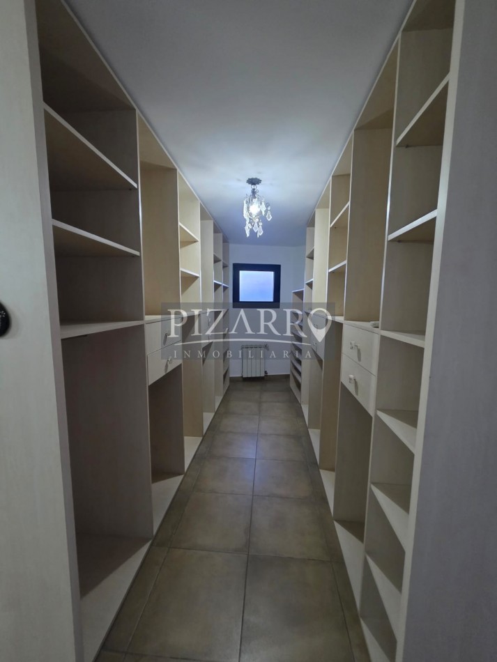 Venta Casa 4 dorm. Comahue Golf Club Neuquen - APTA CREDITO