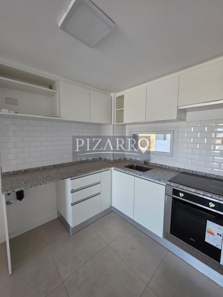 Venta Departamento 2 Dorm. con Cochera - Edificio Gatica 498 