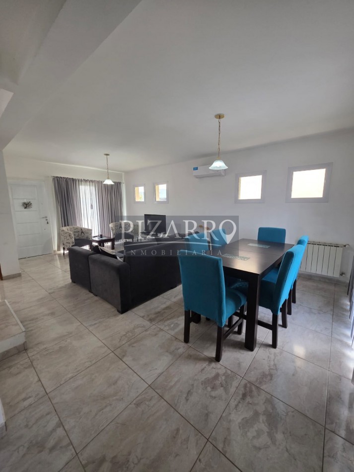 Duplex 4 Dormitorios - Barrio La Peregrina