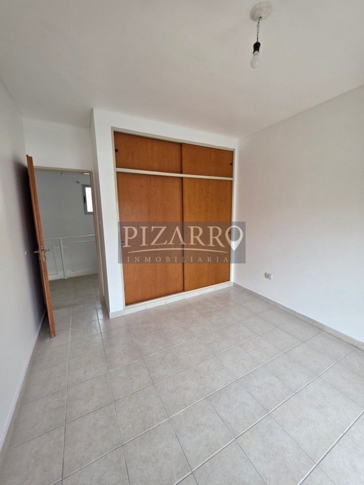 Alquiler Duplex 3 Dorm. - Patio y Cochera | Catriel Al 200
