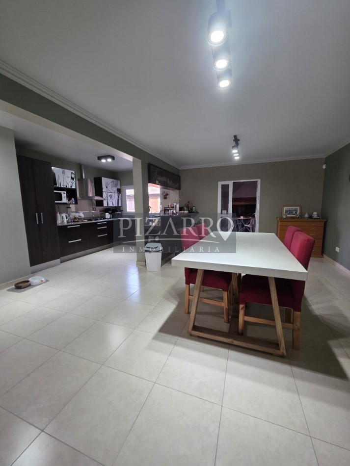 Alquiler Casa en Esquina 3 Dorm. - Ignacio Rivas y Forquera, Neuquen