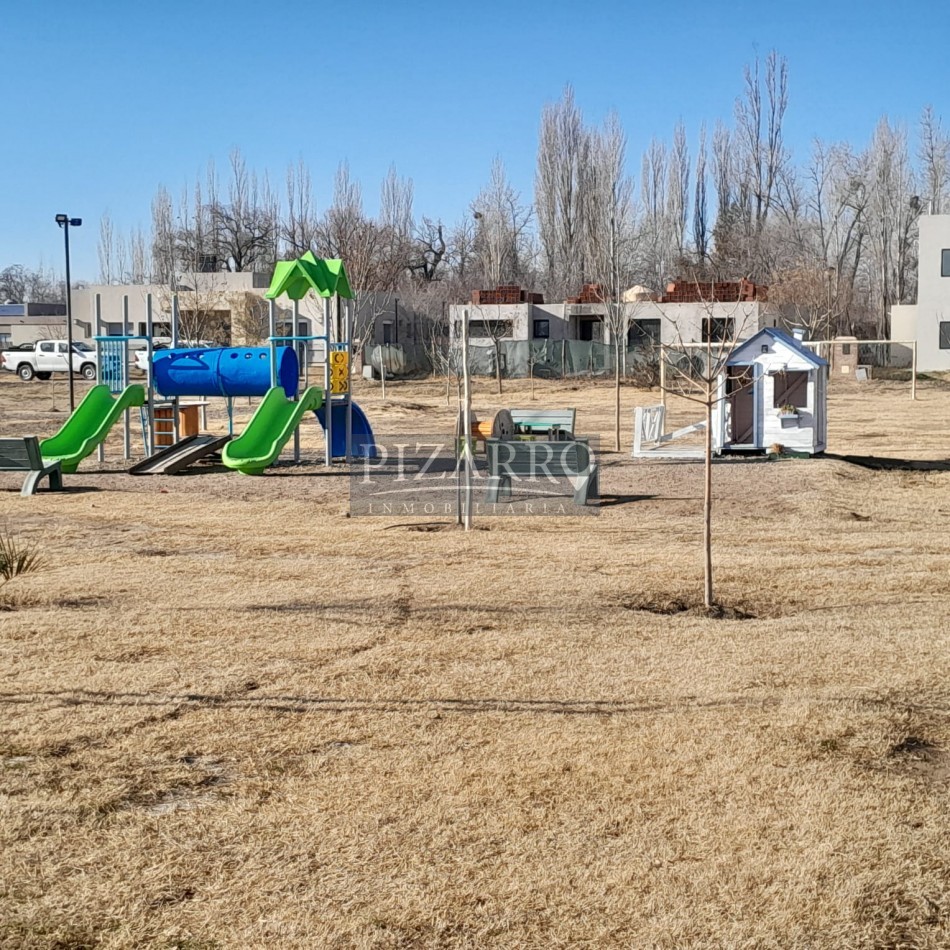 Venta Lote en esquina Barrio Cerrado Los Prados