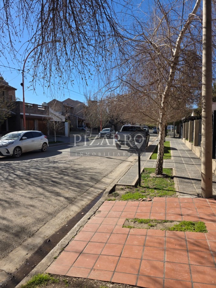 Venta Casa 4 Dormitorios - Cipolletti (B° Belgrano/Prieto) APTA CREDITO HIPOTECARIO