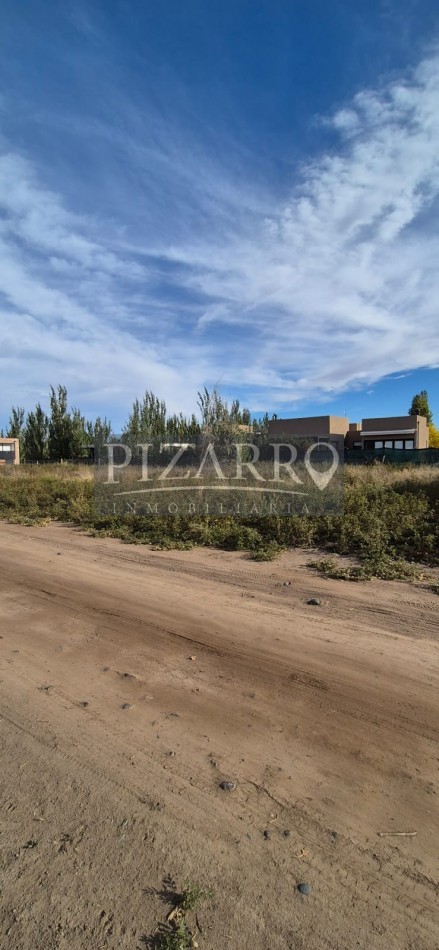 Venta Lotes en Barrio El Vergel (entre Neuquen y Centenario)