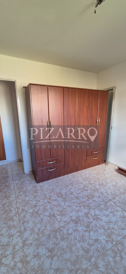 Departamento Dos Dorm. con Cochera. Barrio Confluencia.