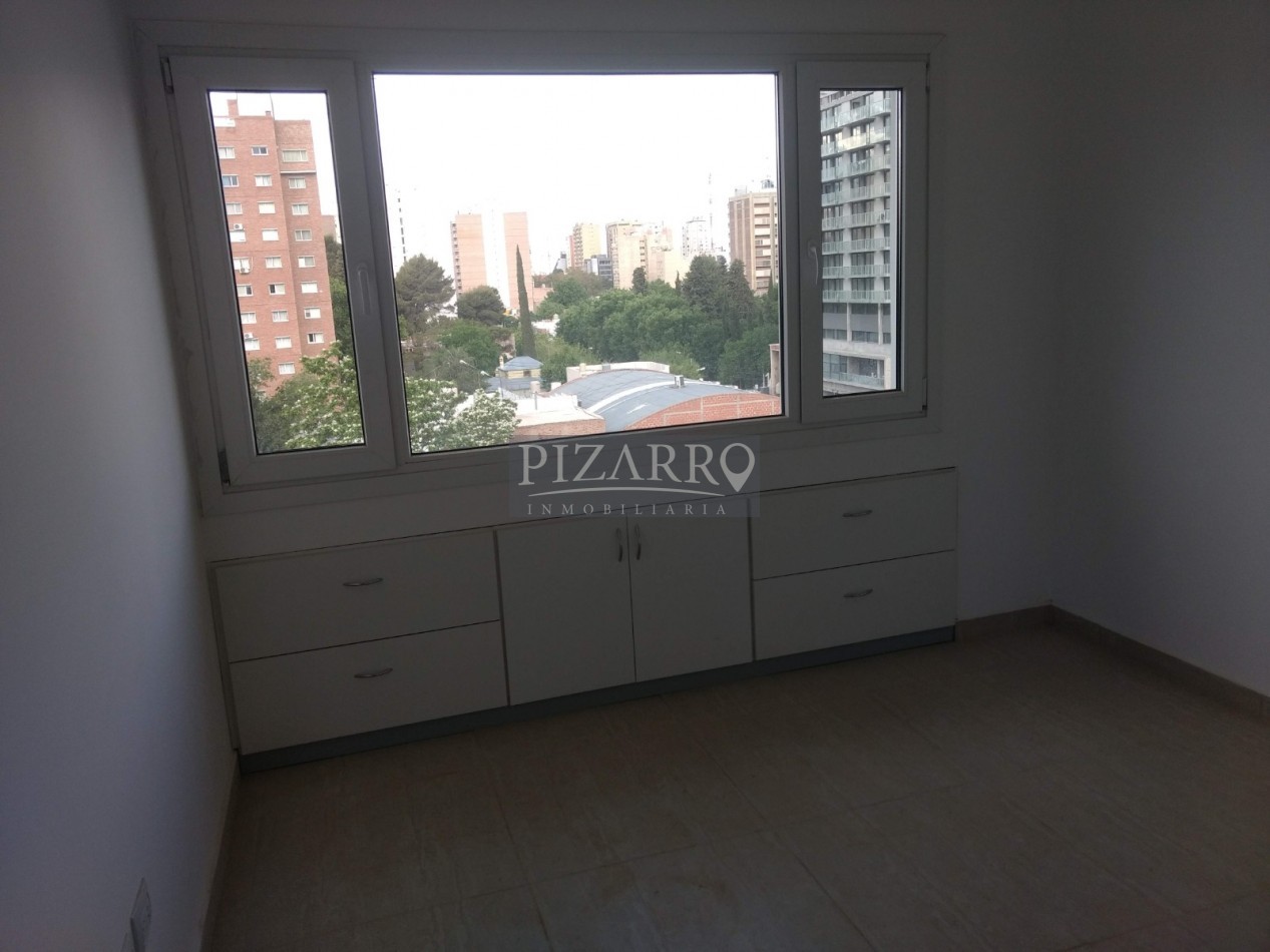 Venta Dpto. un dormitorio con balcon pleno centro Neuquen