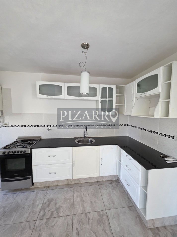 Duplex 4 Dormitorios - Barrio La Peregrina