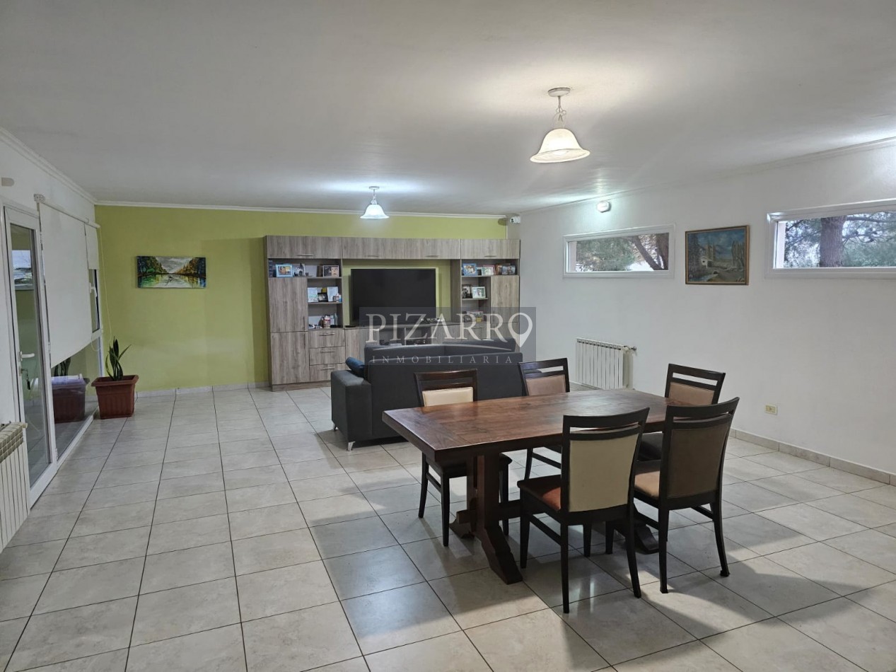 Casa en Barrio Privado La Zagala