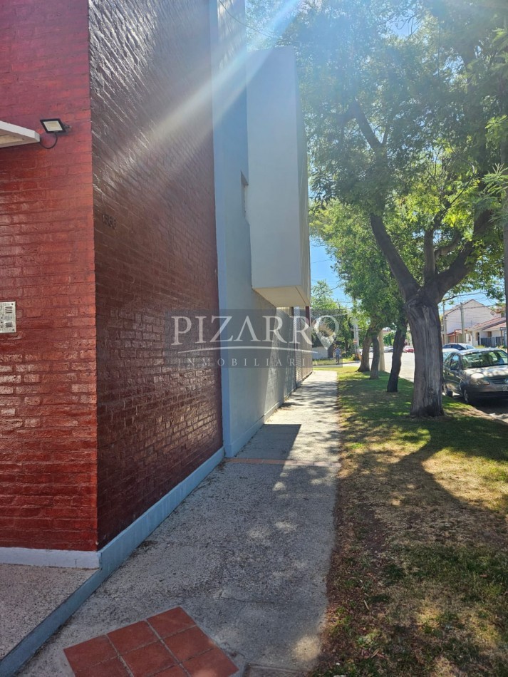 Alquiler Duplex Tres Dorm. con Patio y Parrilla.
