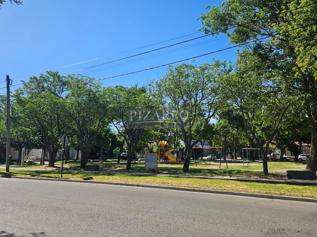 Alquiler Duplex Tres Dorm. con Patio y Parrilla.