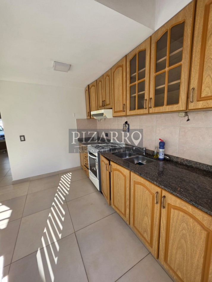 Alquiler Duplex 3 dorm en Complejo Cerrado.