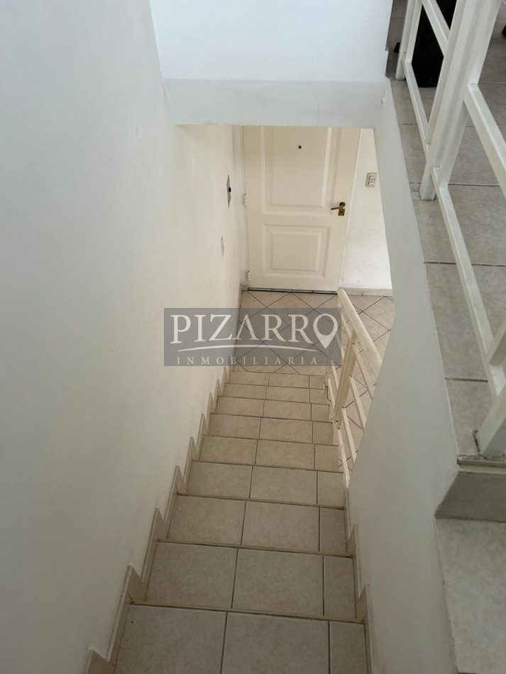 Duplex 2 Dorm. - Patio y Cochera | Catriel Al 200