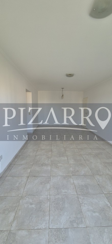 Amplio departamento con cochera y baulera