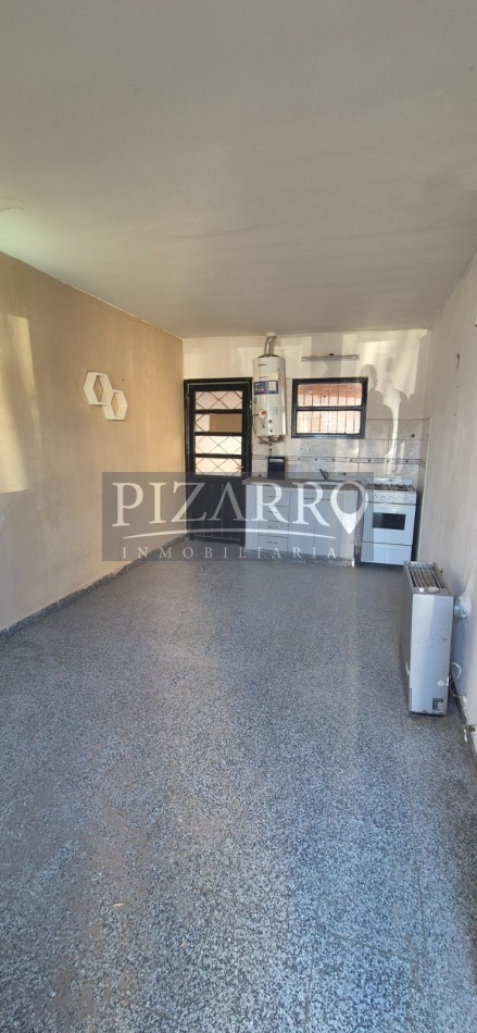 Venta Casa a Restaurar, Rio Agrio al 100