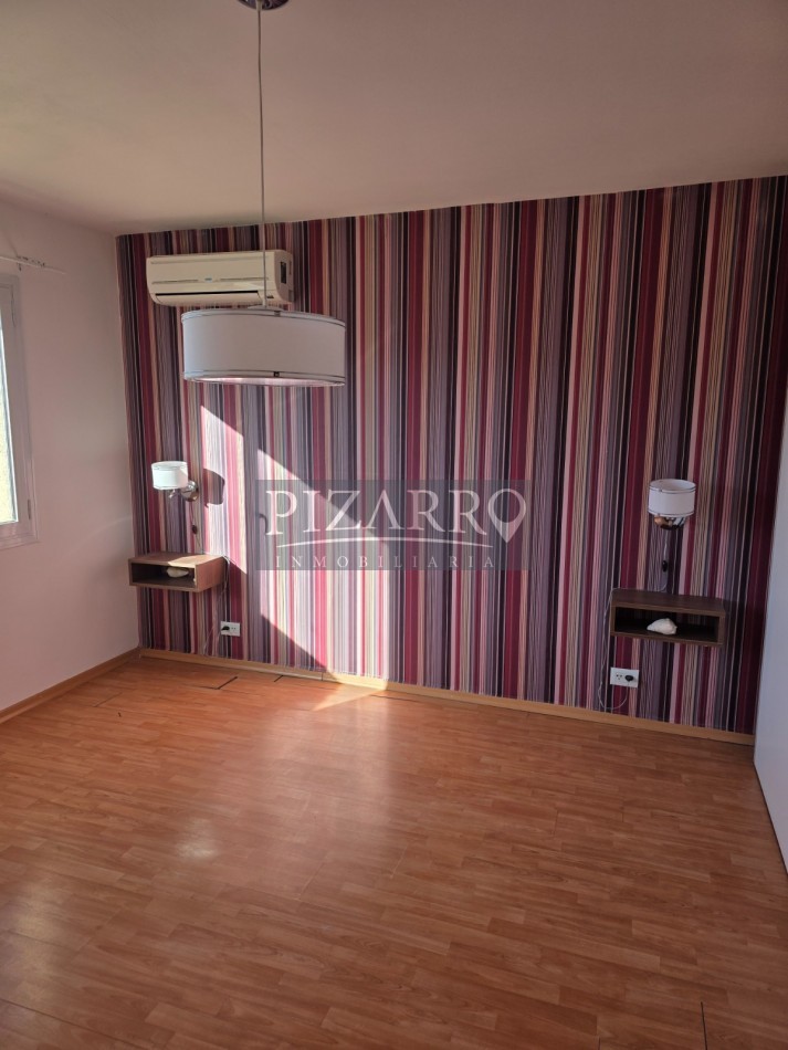 Duplex 4 Dormitorios - Barrio La Peregrina