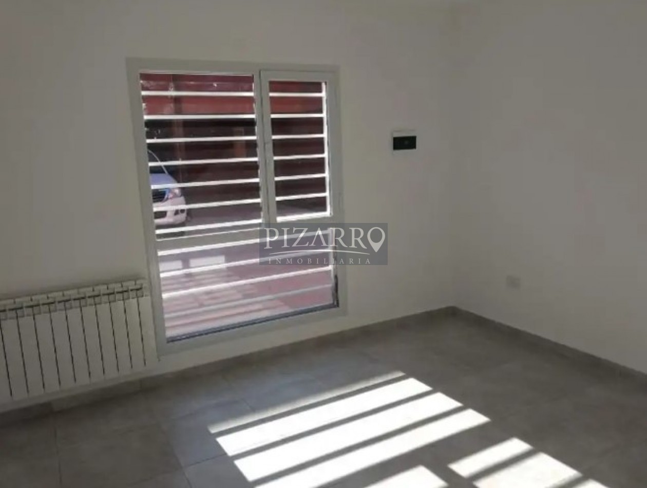 Alquiler Duplex Dos Dorm. Barrio Canal V