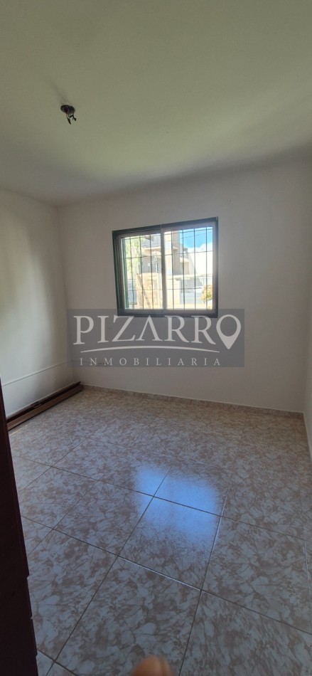 Departamento Dos Dorm. con Cochera. Barrio Confluencia.