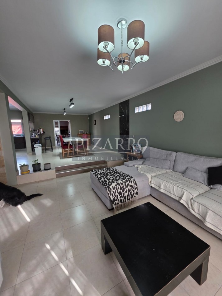 Alquiler Casa en Esquina 3 Dorm. - Ignacio Rivas y Forquera, Neuquen
