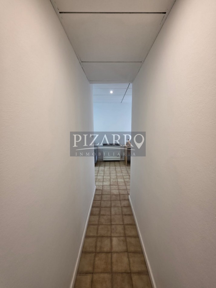 Casa Tres Dormitorios con Jardin y Garage - Barrio Melipal