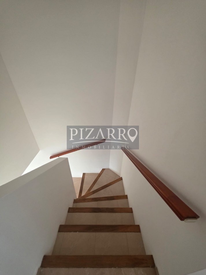 Alquiler Duplex 3 dorm en Complejo Cerrado.