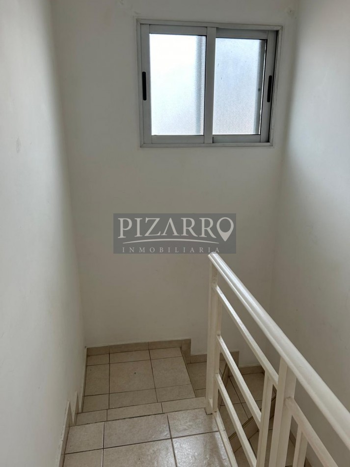 Duplex 2 Dorm. - Patio y Cochera | Catriel Al 200