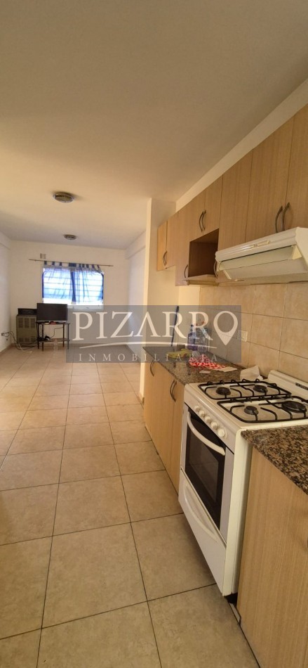 Departamento de un dormitorio - calle Roca 1856.