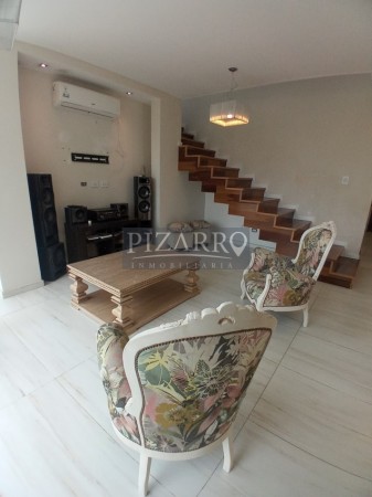 Casa Gerencial Barrio Cerrado La Peregrina