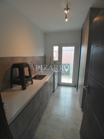 Casa Gerencial Barrio Cerrado La Peregrina