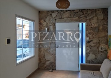 Venta Duplex 3 Dorm. B° Altos de Limay