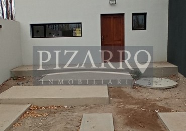 Duplex Tres Dormitorios, Barrio Tierra Mansa, Centenario.