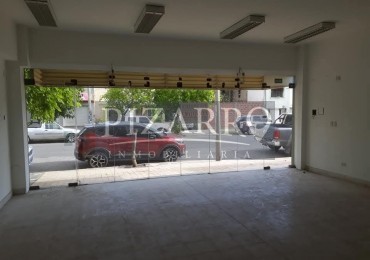 Alquiler Local Comercial 100m2 con cocina y baño