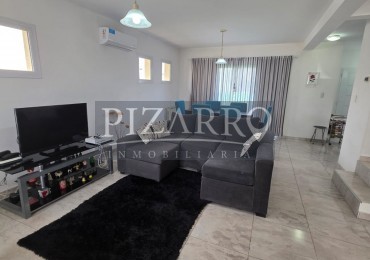 Duplex 4 Dormitorios - Barrio La Peregrina