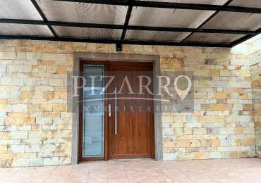 Alquiler Casa La Zagala - Neuquen | 6 Amb. en Planta Baja con Jardin