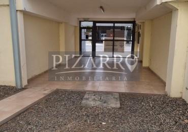 Departamento de un dormitorio - calle Roca 1856.