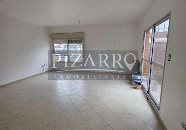 Alquiler Duplex 3 Dorm. - Patio y Cochera | Catriel Al 200