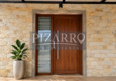 Alquiler Casa La Zagala - Neuquen | 6 Amb. en Planta Baja con Jardin
